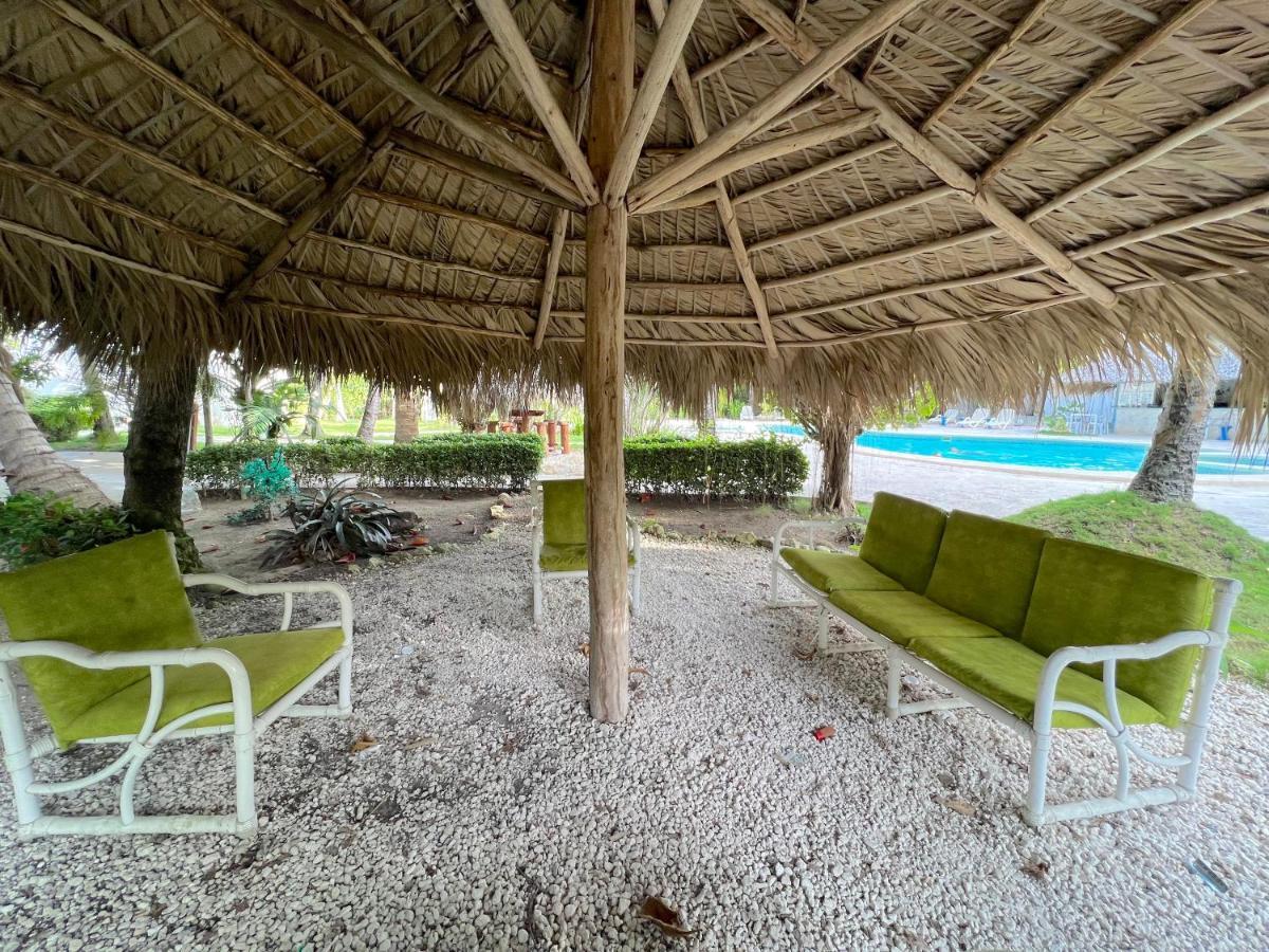 Vacation Suites With Rooftop Pool, Beach Club, Spa, Restaurants - Ducassi Collection - Playa Los Corales Punta Cana Eksteriør bilde